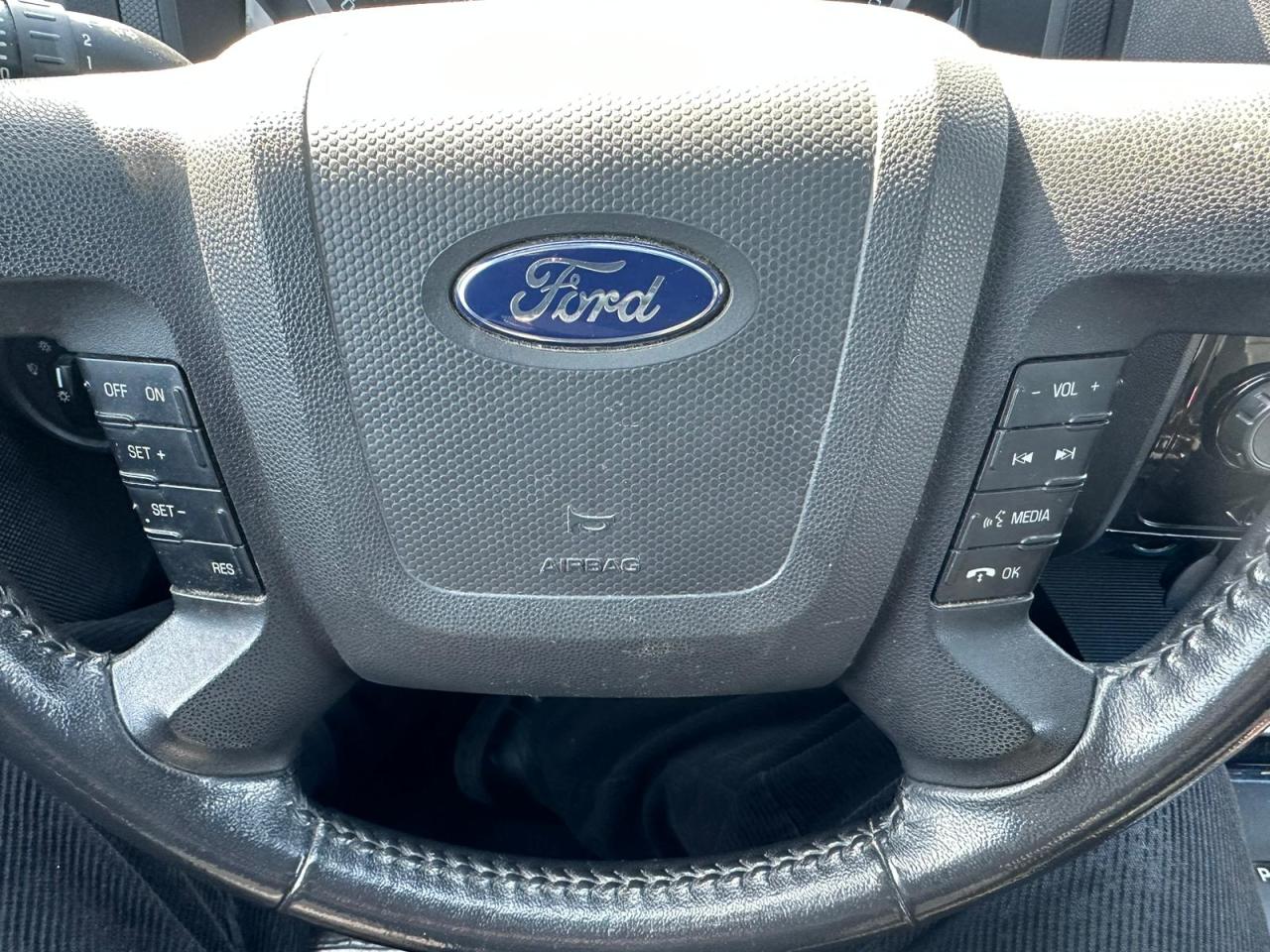 2011 Ford Escape CERTIFIED, WARRANTY INCLUDED, AWD - Photo #15