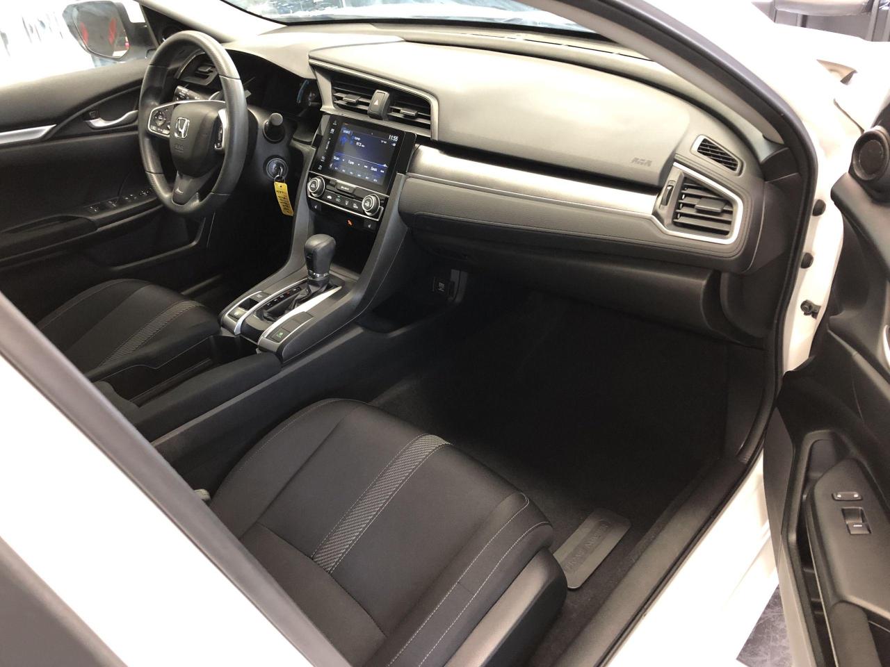 2018 Honda Civic LX+New Brakes+Camera+ApplePlay+CLEAN CARFAX Photo84