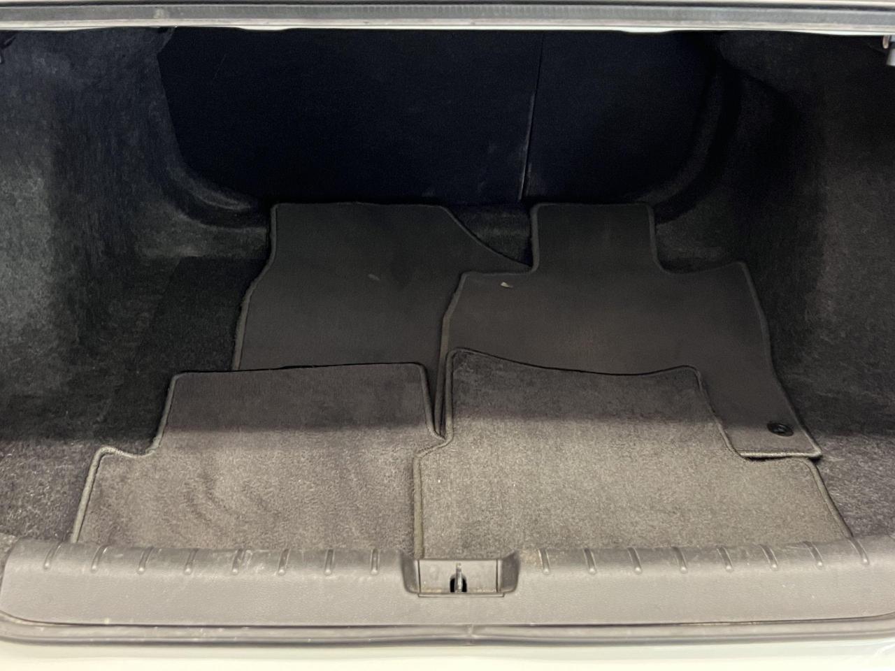 2018 Honda Civic LX+New Brakes+Camera+ApplePlay+CLEAN CARFAX Photo90