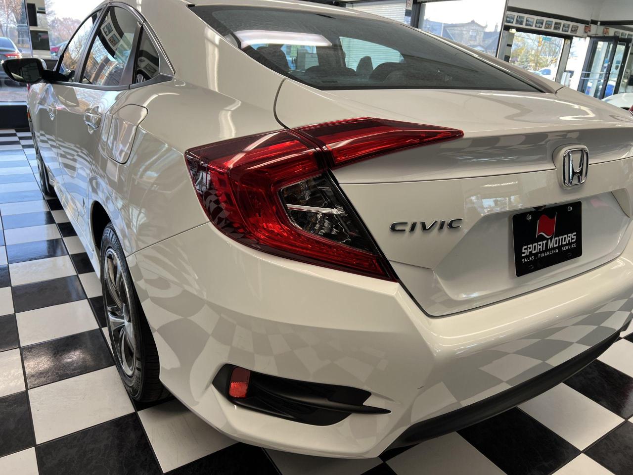2018 Honda Civic LX+New Brakes+Camera+ApplePlay+CLEAN CARFAX Photo102