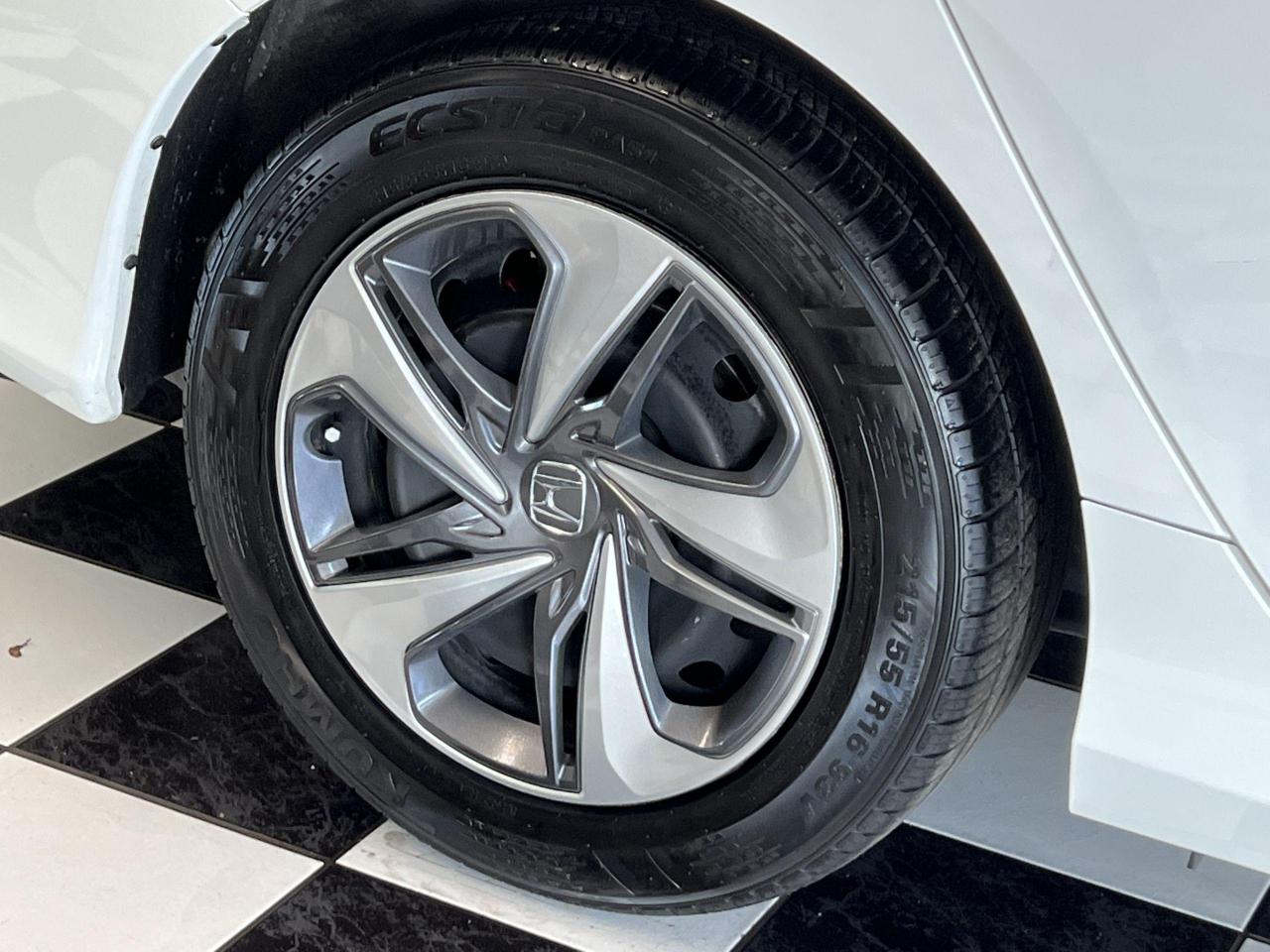 2018 Honda Civic LX+New Brakes+Camera+ApplePlay+CLEAN CARFAX - Photo #56