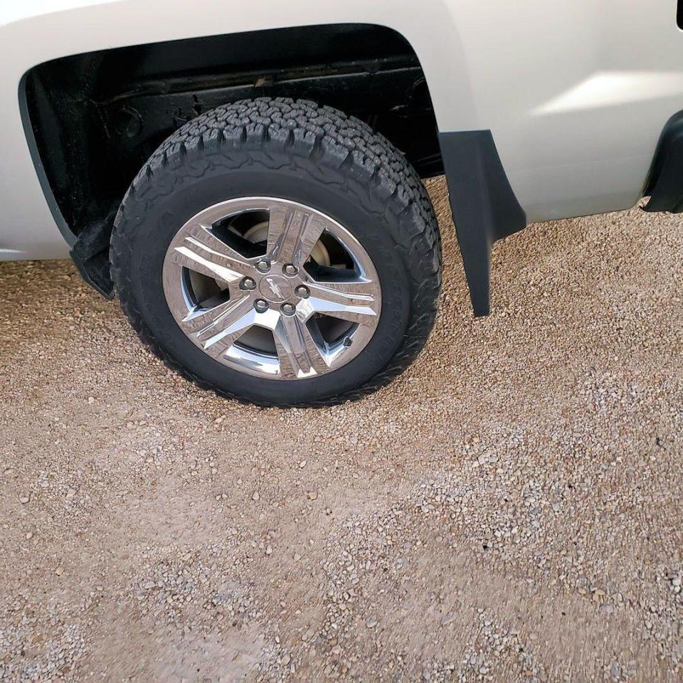 2018 Chevrolet Silverado 1500 CREW CAB 4x4 - Photo #7