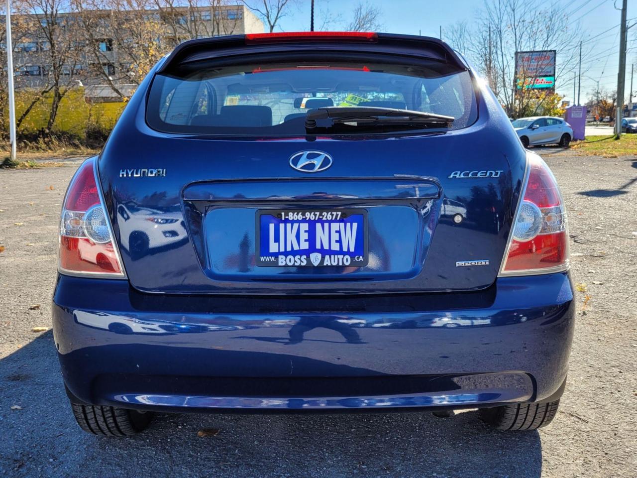 2010 Hyundai Accent SPORT Photo3