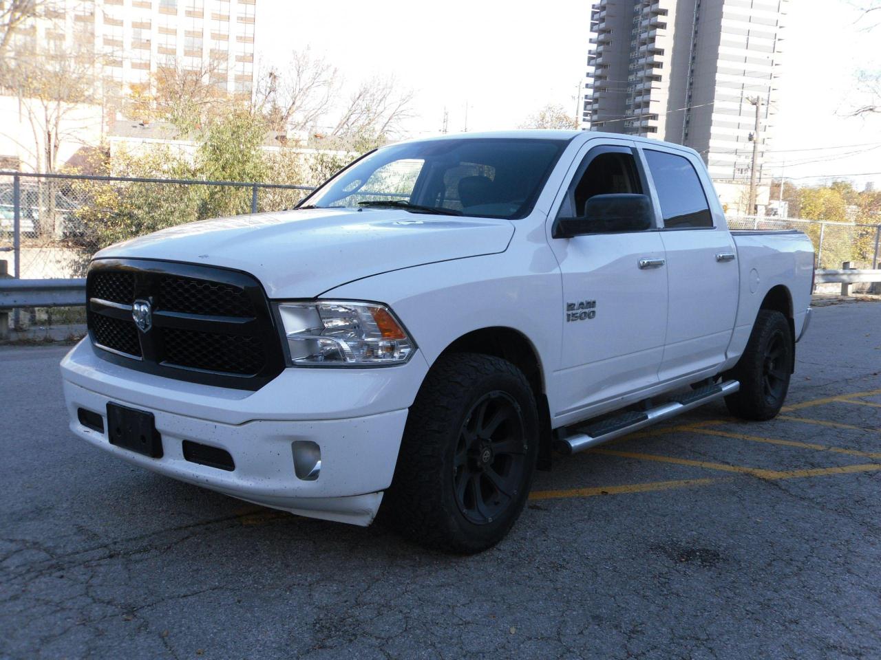 2014 RAM 1500 4WD CREW CAB 140.5" SLT - Photo #1