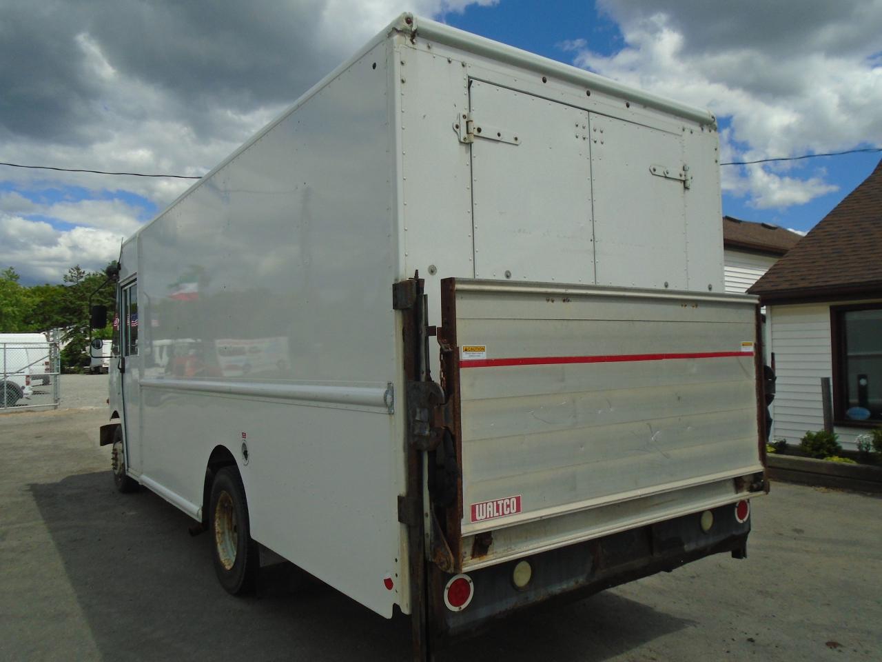 2006 Chevrolet C4500 BOX TRUCK TAIL GATE - Photo #50
