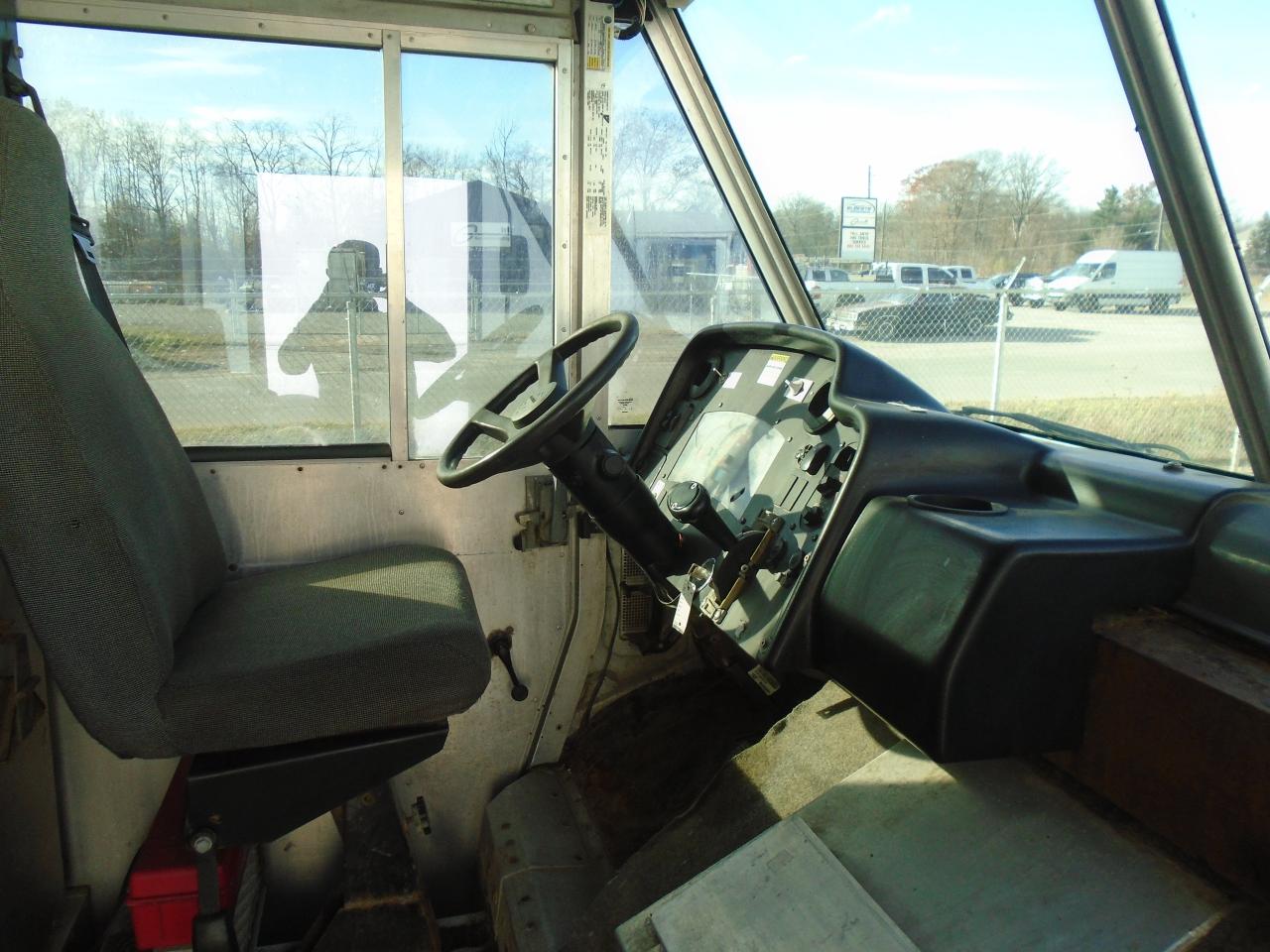 2006 Chevrolet C4500 BOX TRUCK TAIL GATE - Photo #30