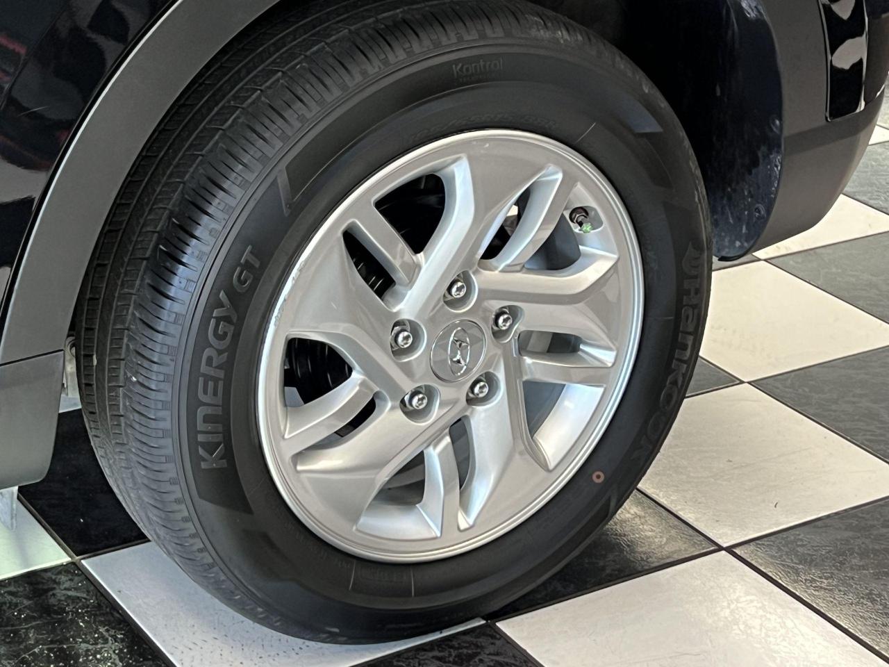 2020 Hyundai Venue Preferred+Apply Play+Heated Steering+CLEAN CARFAX Photo51
