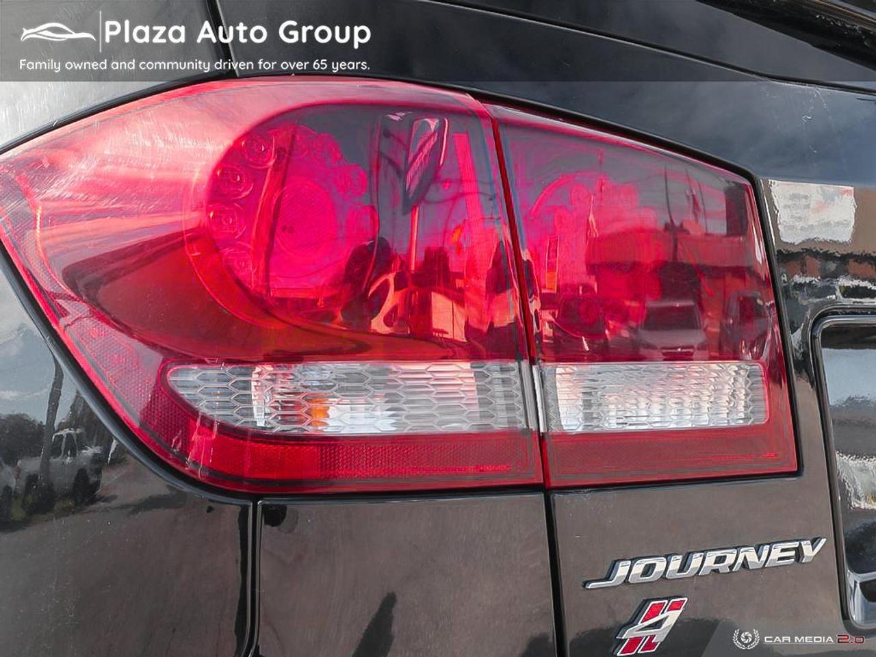 2018 Dodge Journey Crossroad Photo