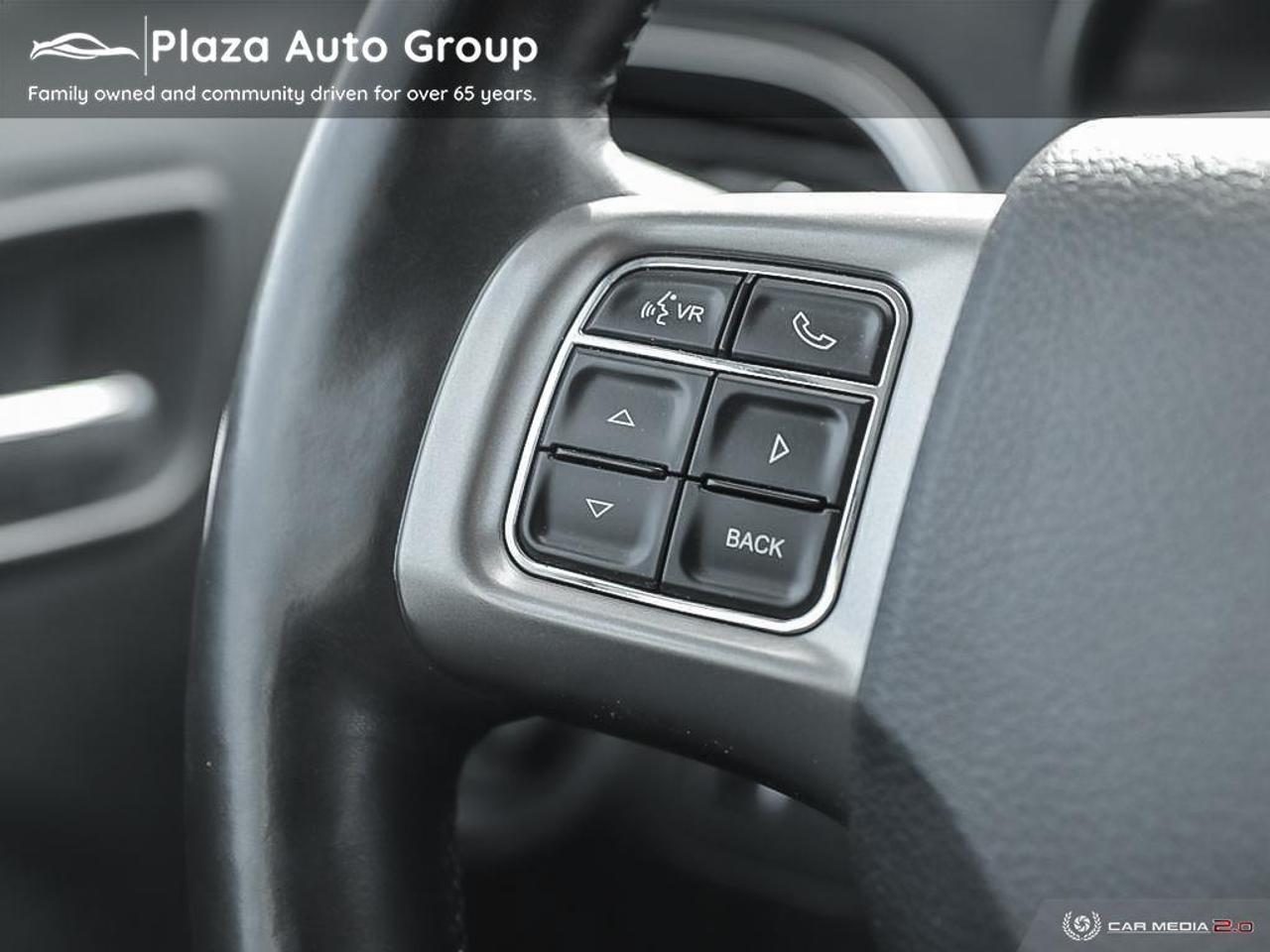 2018 Dodge Journey Crossroad Photo