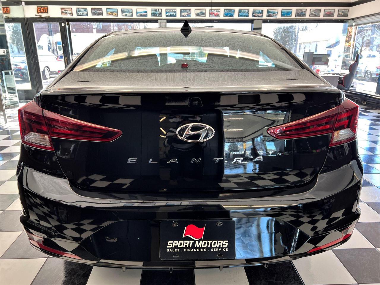 2020 Hyundai Elantra Preferred+ApplePlay+Blind Spot+Camera+CLEAN CARFAX - Photo #3