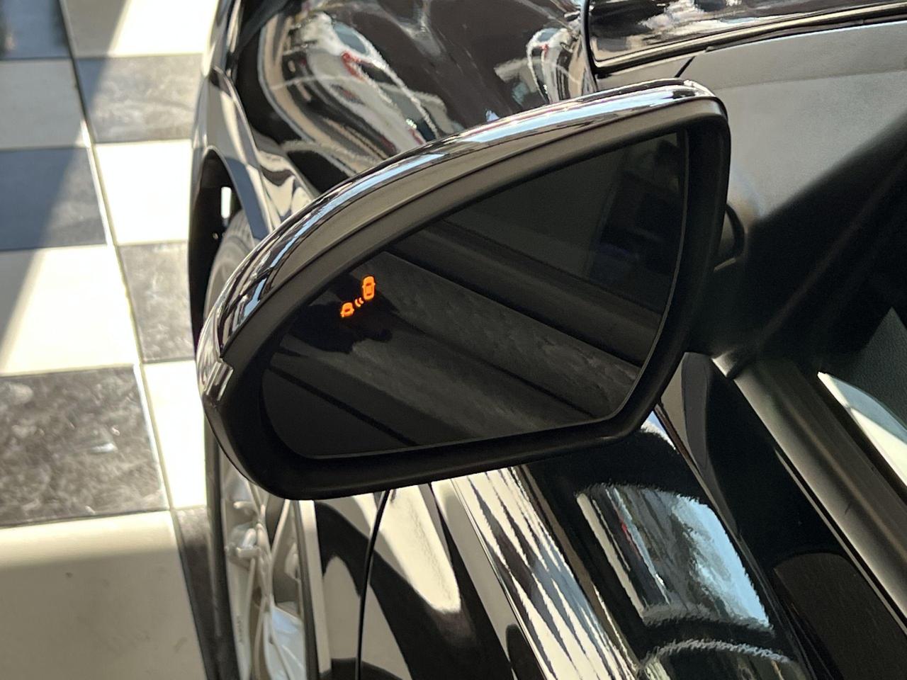 2020 Hyundai Elantra Preferred+ApplePlay+Blind Spot+Camera+CLEAN CARFAX Photo11