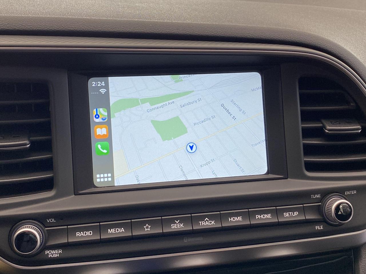 2020 Hyundai Elantra Preferred+ApplePlay+Blind Spot+Camera+CLEAN CARFAX Photo92