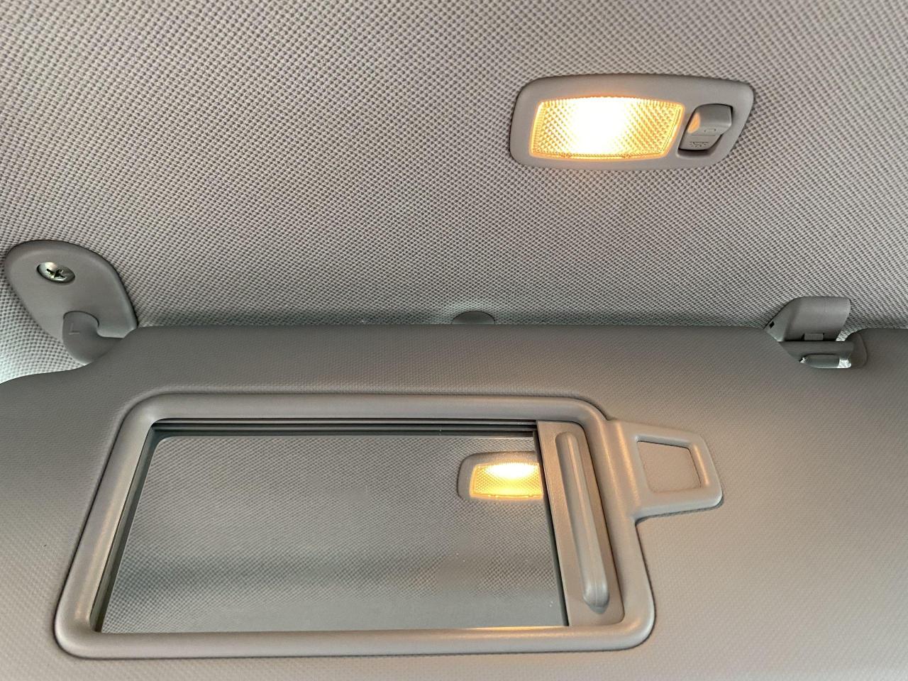 2020 Hyundai Elantra Preferred+ApplePlay+Blind Spot+Camera+CLEAN CARFAX - Photo #45