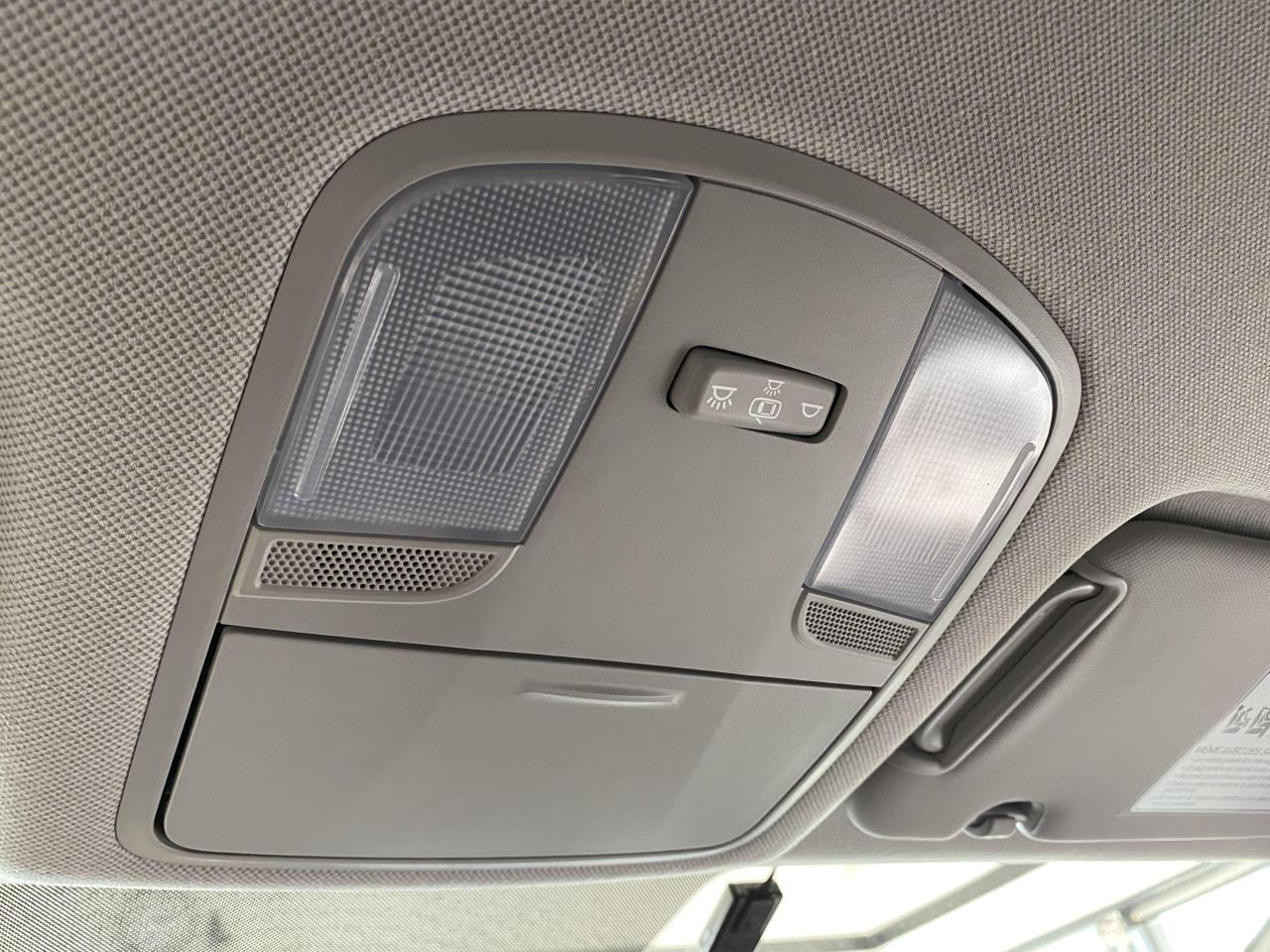2020 Hyundai Elantra Preferred+ApplePlay+Blind Spot+Camera+CLEAN CARFAX - Photo #46