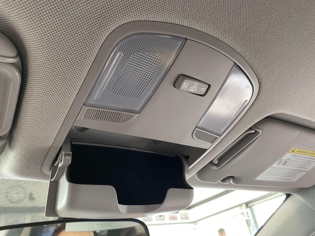 2020 Hyundai Elantra Preferred+ApplePlay+Blind Spot+Camera+CLEAN CARFAX - Photo #47