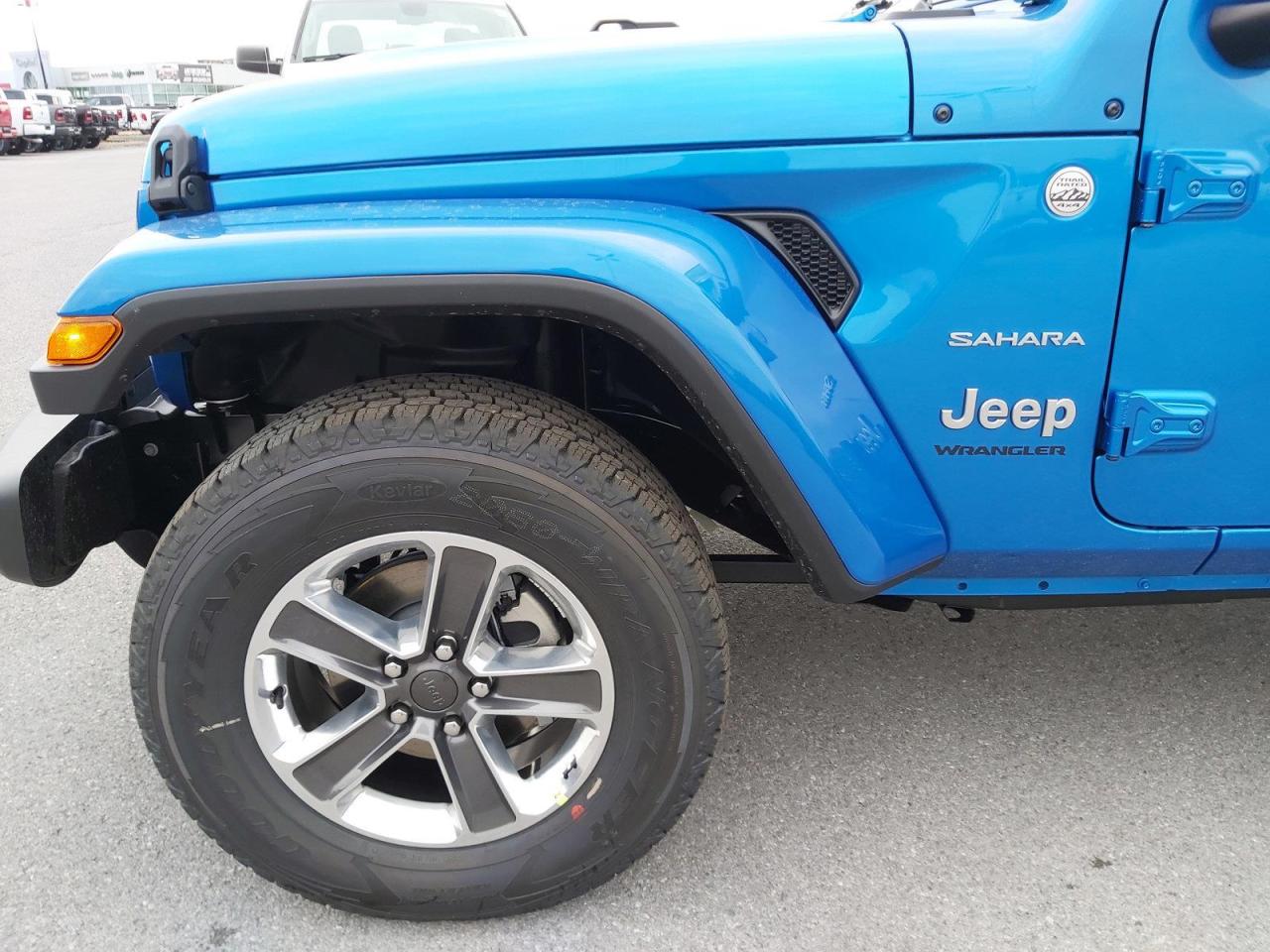 2023 Jeep Wrangler Sahara Photo3