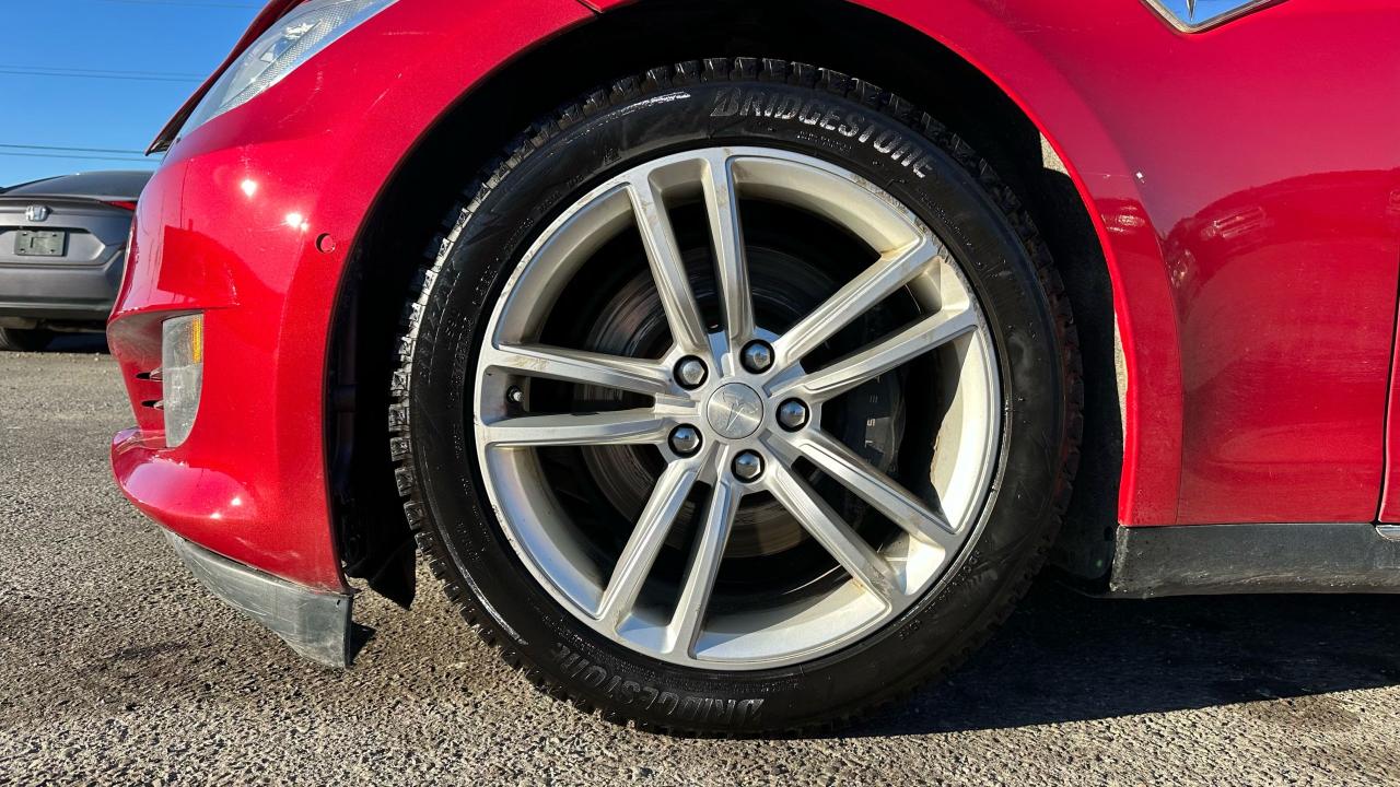 2013 Tesla Model S P60*REBUILT TITLE*RUNS AND DRIVES*ALIGNMENT ISSUE - Photo #17