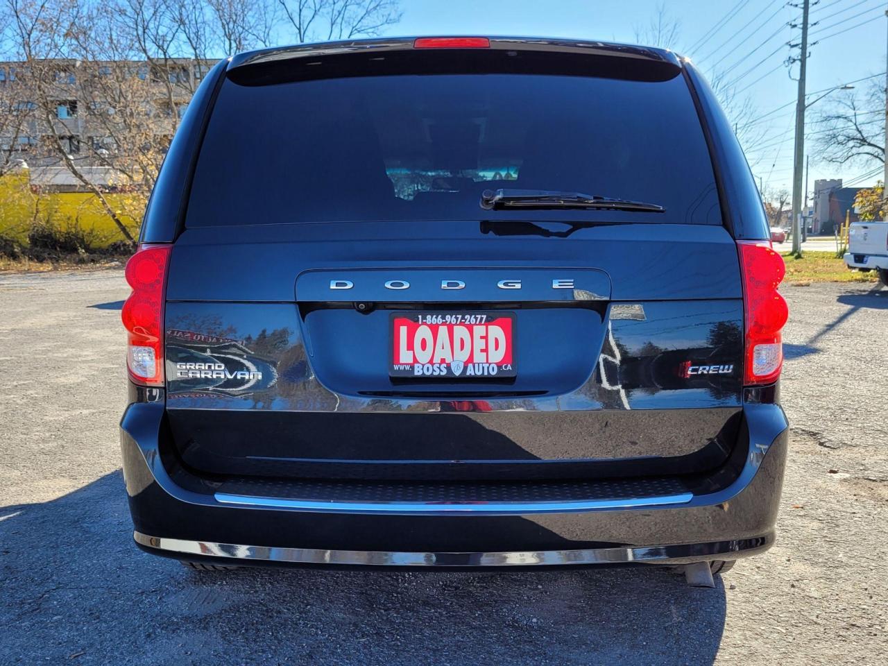 2016 Dodge Grand Caravan Crew Plus Photo3