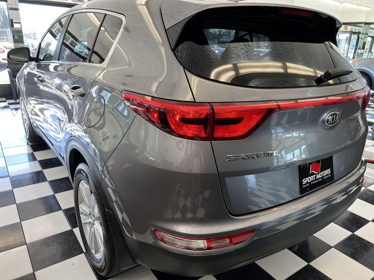 2017 Kia Sportage LX+Camera+Heated Seats+A/C+CLEAN CARFAX Photo37