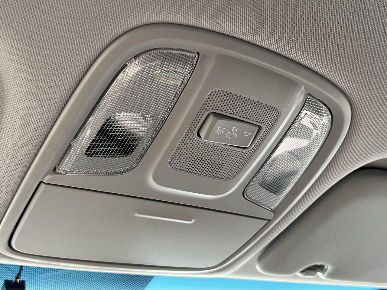 2017 Kia Sportage LX+Camera+Heated Seats+A/C+CLEAN CARFAX - Photo #48