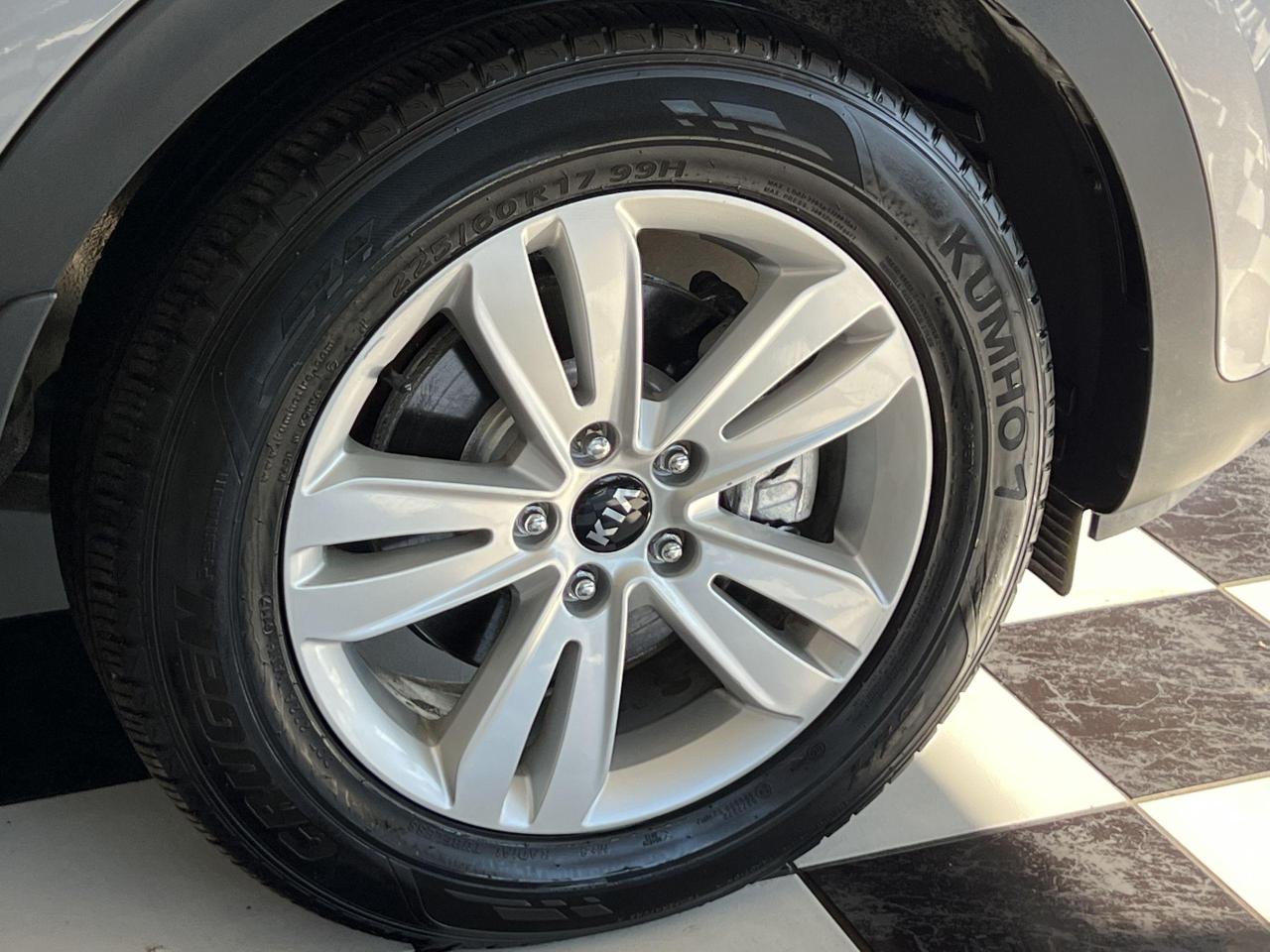 2017 Kia Sportage LX+Camera+Heated Seats+A/C+CLEAN CARFAX Photo52