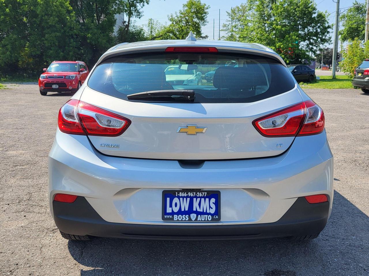 2017 Chevrolet Cruze 4DR HB 1.4L LT W/1SD Photo3