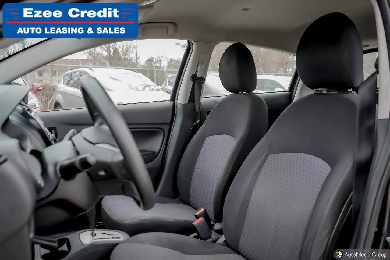 2017 Mitsubishi Mirage ES Photo36