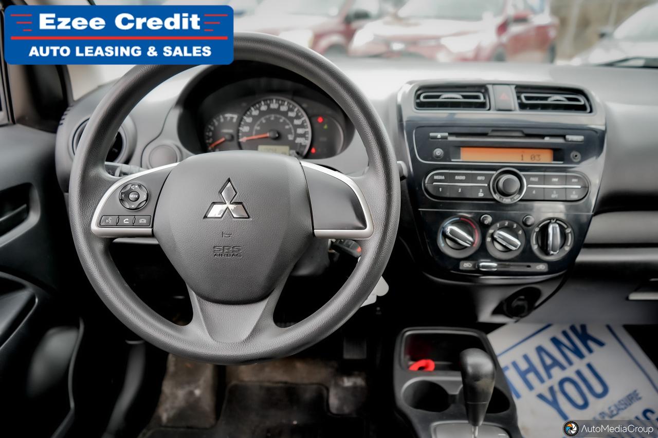 2017 Mitsubishi Mirage ES Photo