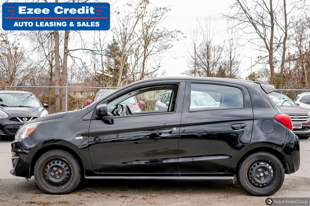 2017 Mitsubishi Mirage ES Photo8