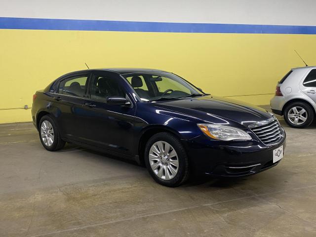 2012 Chrysler 200 4dr Sdn LX, ONE OWNER, 2 YEAR WARRANTY