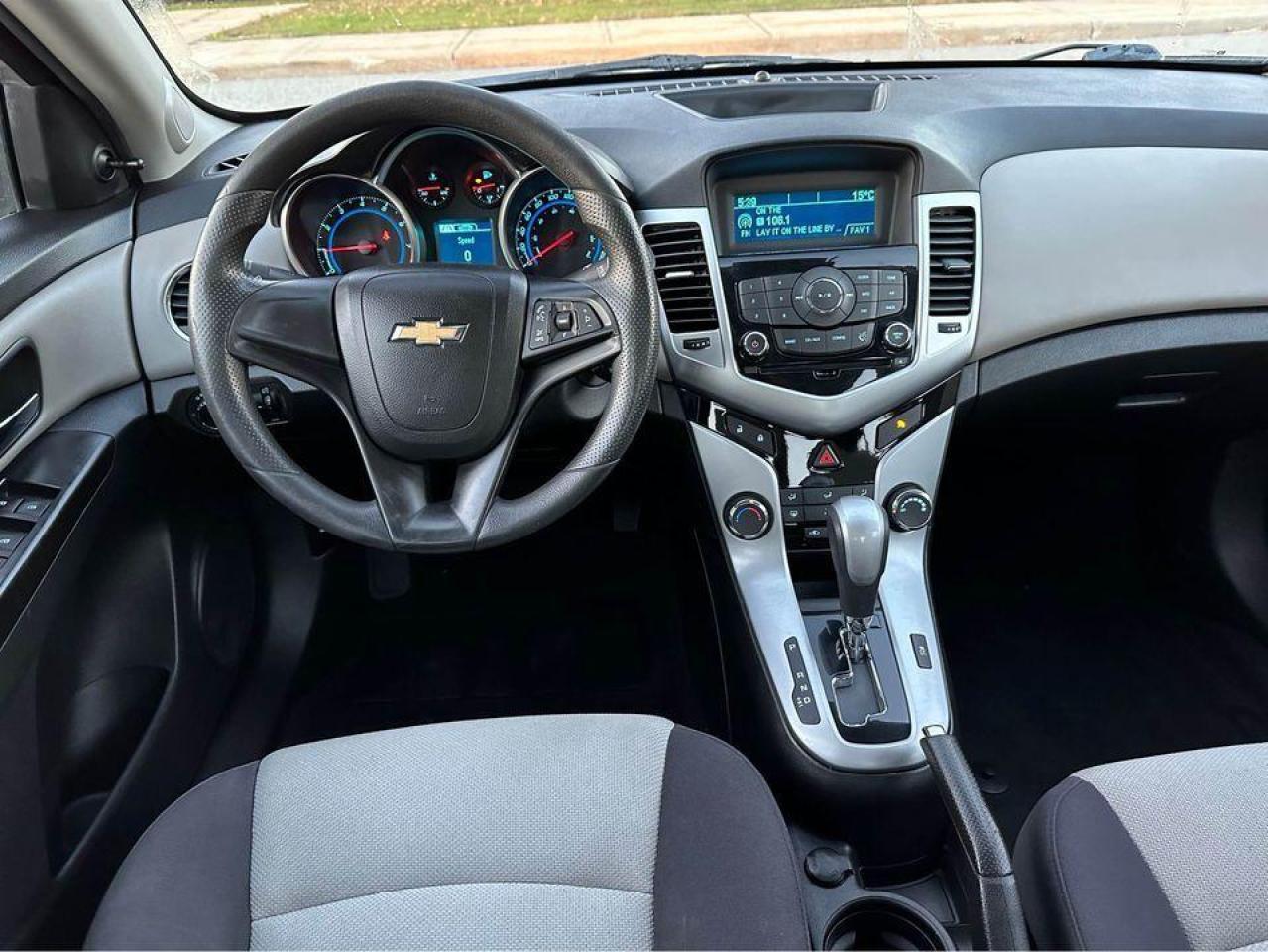 2013 Chevrolet Cruze Safety Certified Photo4
