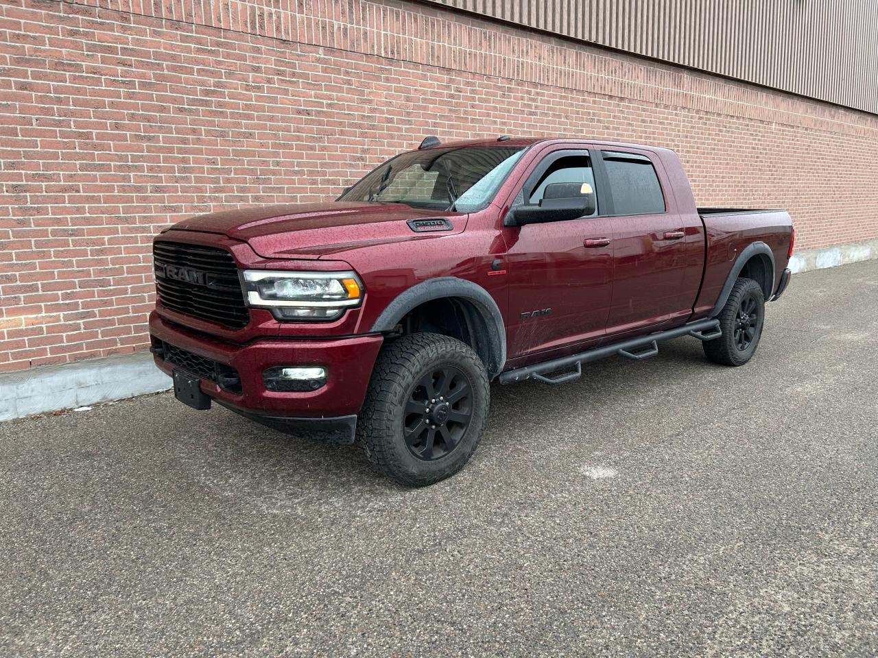 2020 RAM 2500 Laramie 4x4 Mega Cab 6'4" Box Photo2