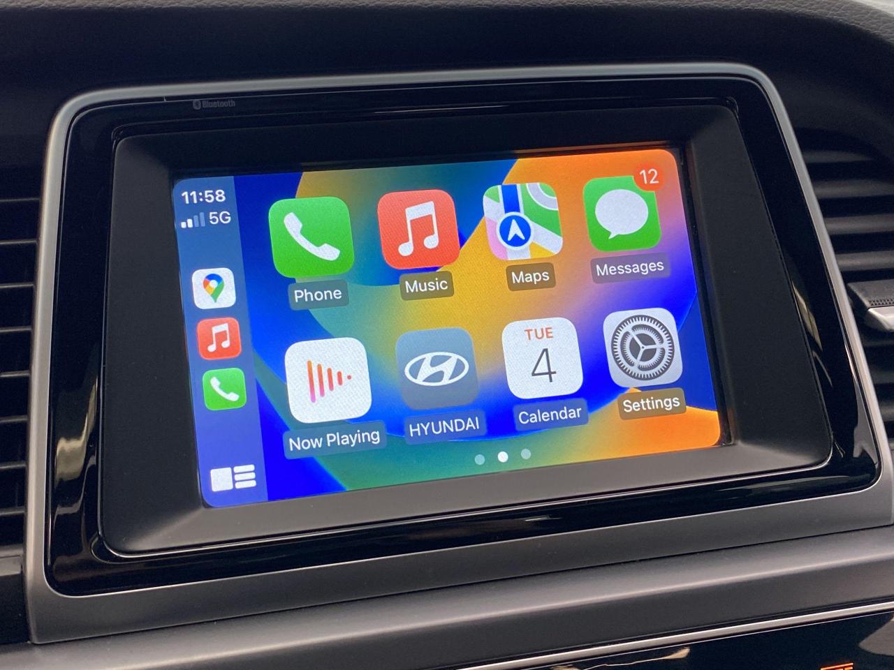 2018 Hyundai Sonata Sport+Roof+ApplyPlay+Camera+BlindSpot+CLEAN CARFAX Photo27