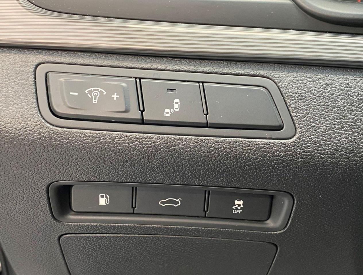 2018 Hyundai Sonata Sport+Roof+ApplyPlay+Camera+BlindSpot+CLEAN CARFAX - Photo #42