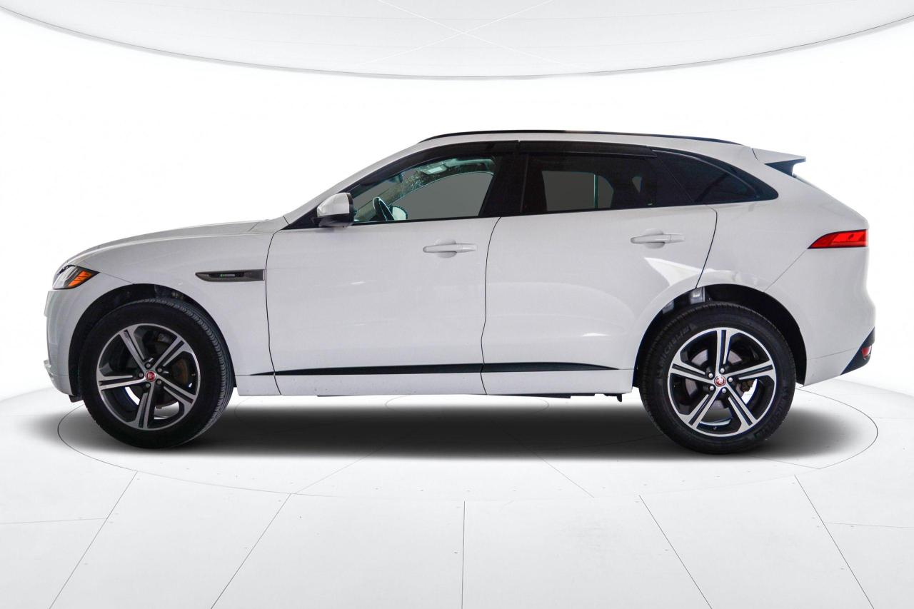 2019 Jaguar F-PACE  Photo3