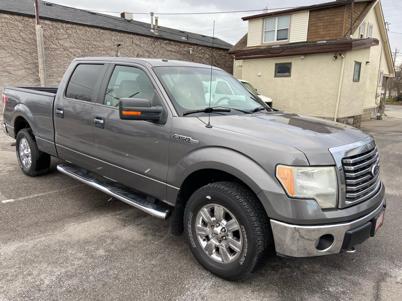 Used 2010 Ford F-150 XLT **XTR, CREW, 4.6L, 4X4, TOW PKG ** for sale in St Catharines, ON