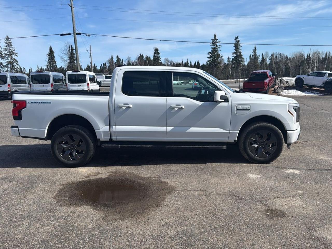 2023 Ford F-150 Lightning Lariat Photo