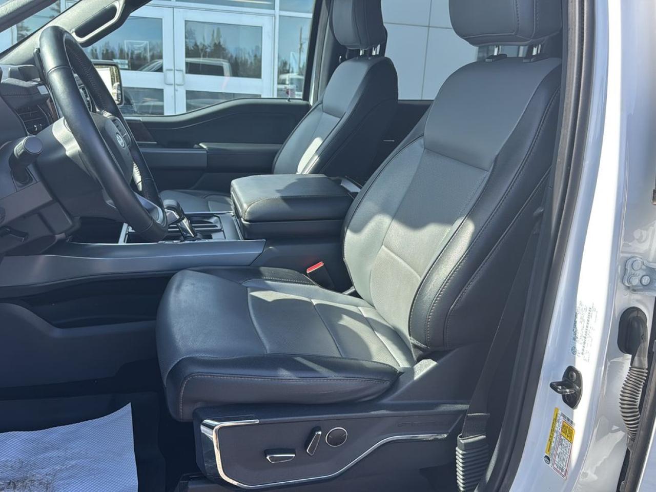 2023 Ford F-150 Lightning Lariat Photo