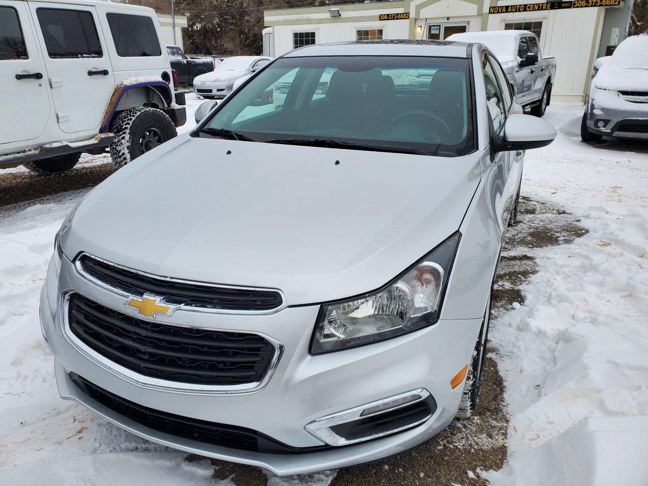 2016 Chevrolet Cruze LT - Photo #1