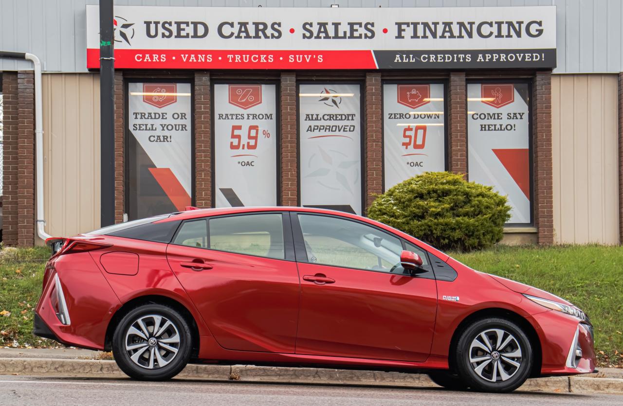 2018 Toyota Prius Upgrade | Leather | Nav | Cam | HUD | BSM | Alloys Photo47