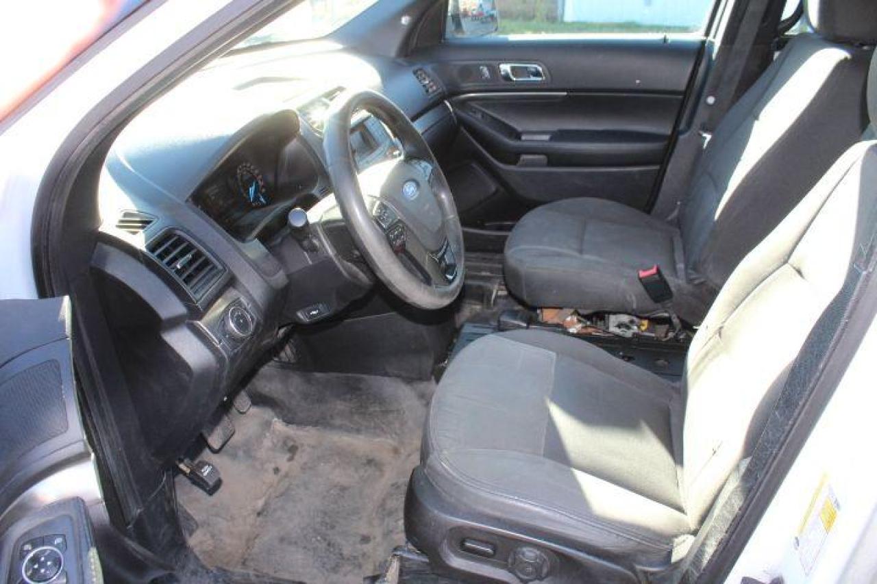 2017 Ford Police Interceptor Utility  Photo4