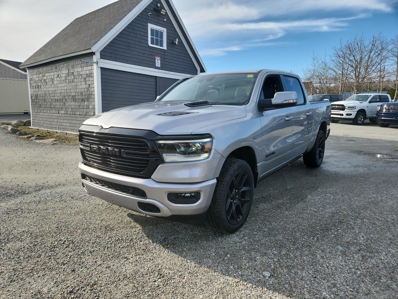 2022 RAM 1500 SPORT 4X4 CREW CAB 5'7" BOX Photo1