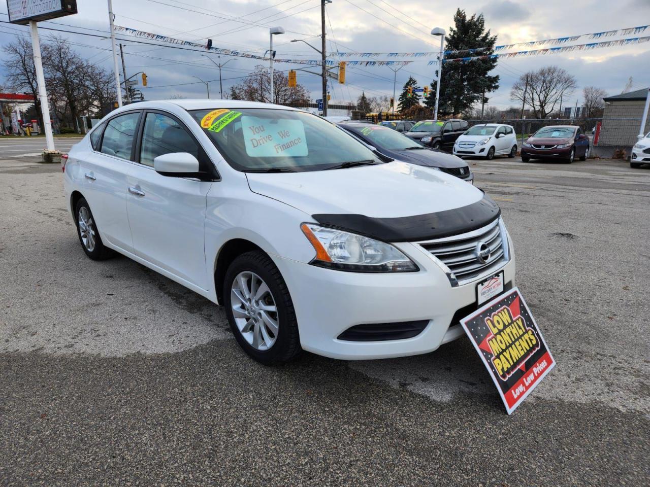 2015 Nissan Sentra 5 SPEED / MANUAL - Photo #1