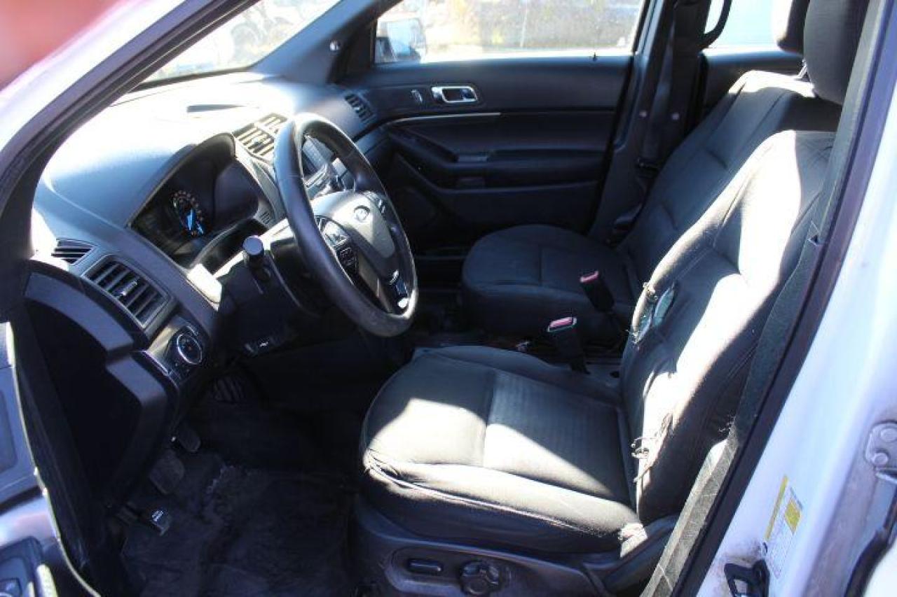 2017 Ford Police Interceptor Utility  Photo4