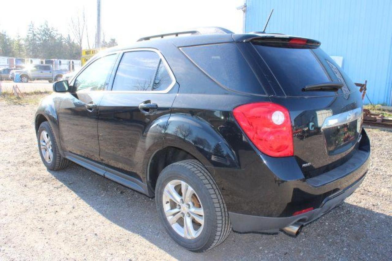 2015 Chevrolet Equinox  Photo3