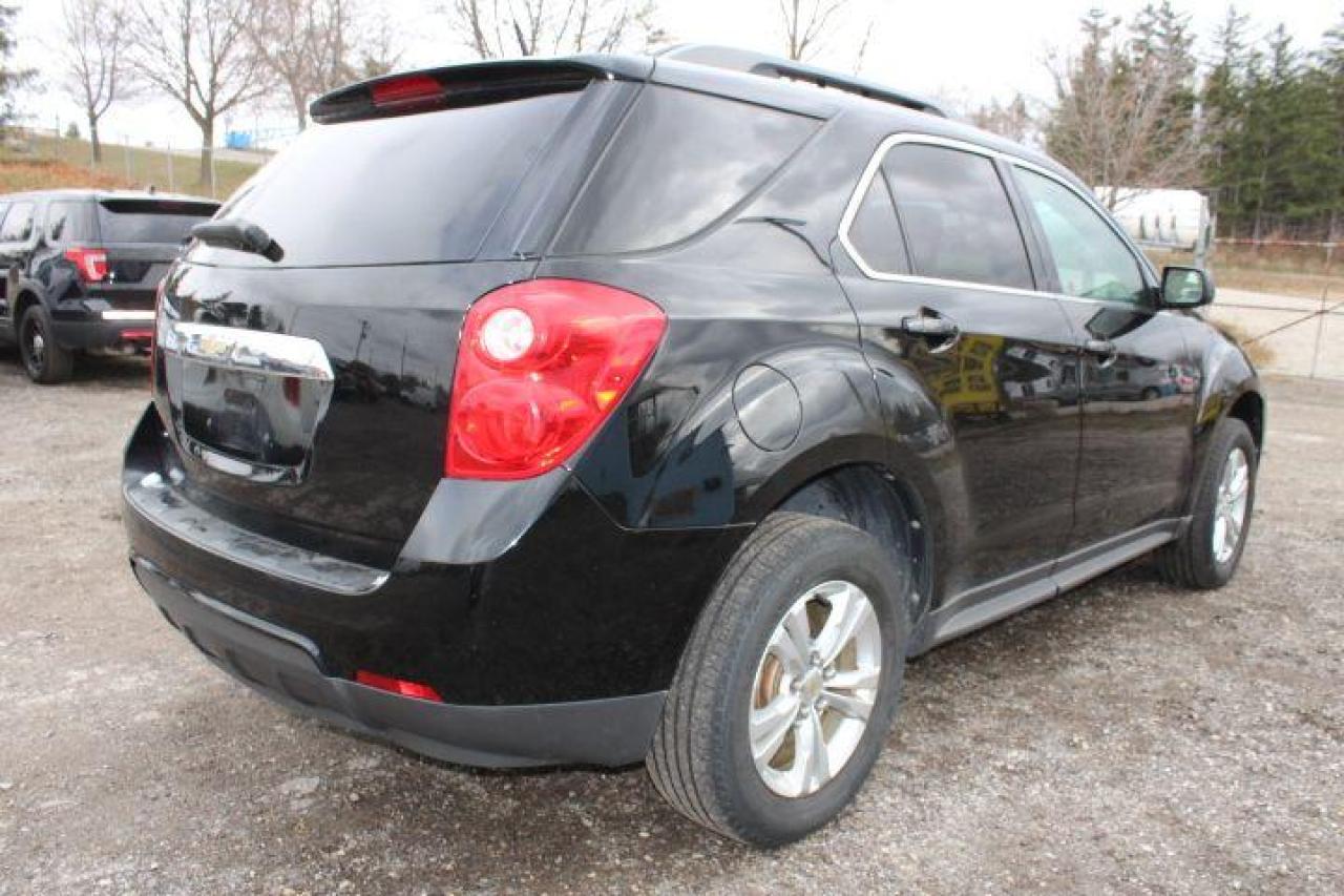 2011 Chevrolet Equinox  Photo2