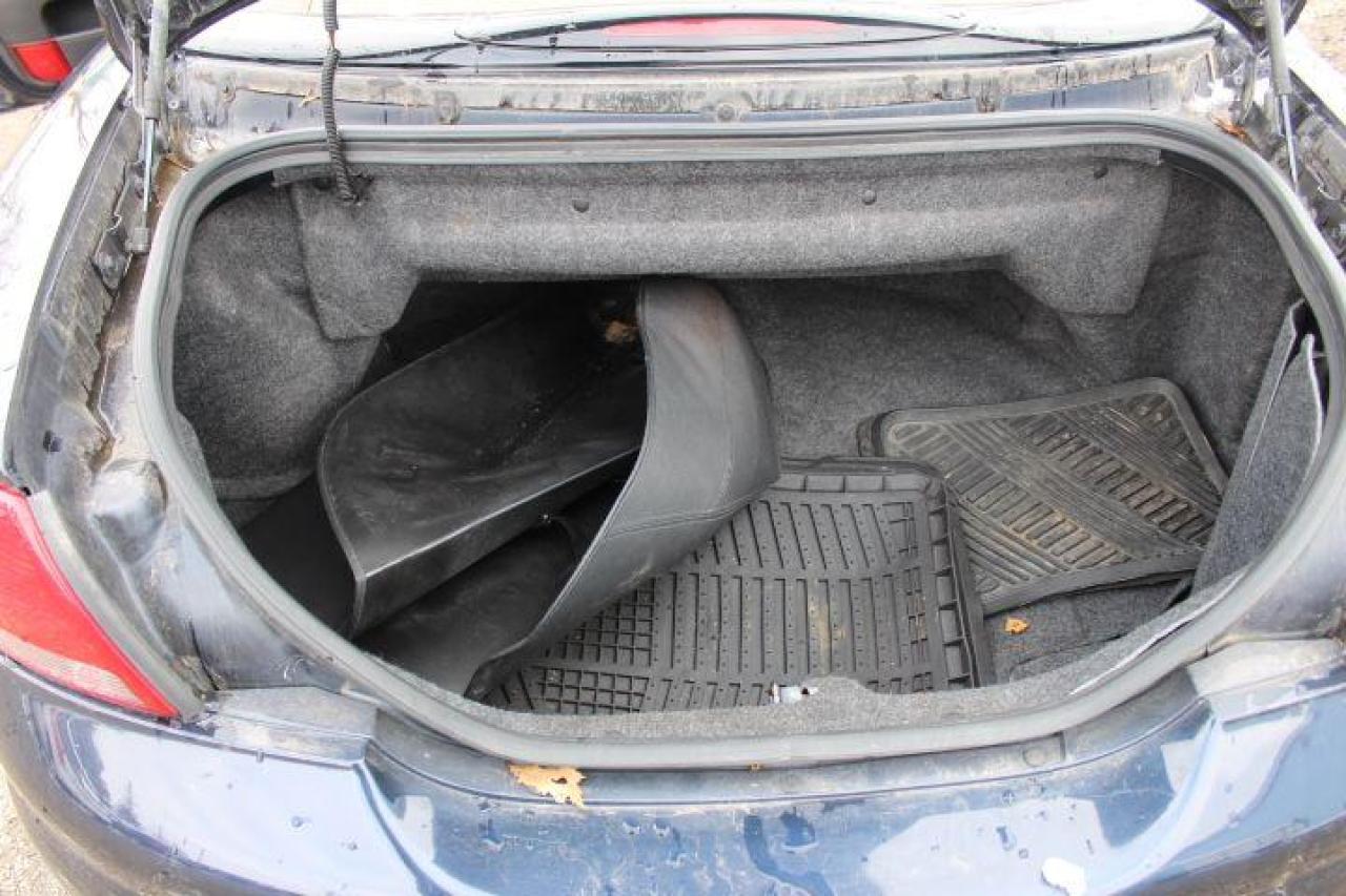 2004 Chrysler Sebring  Photo