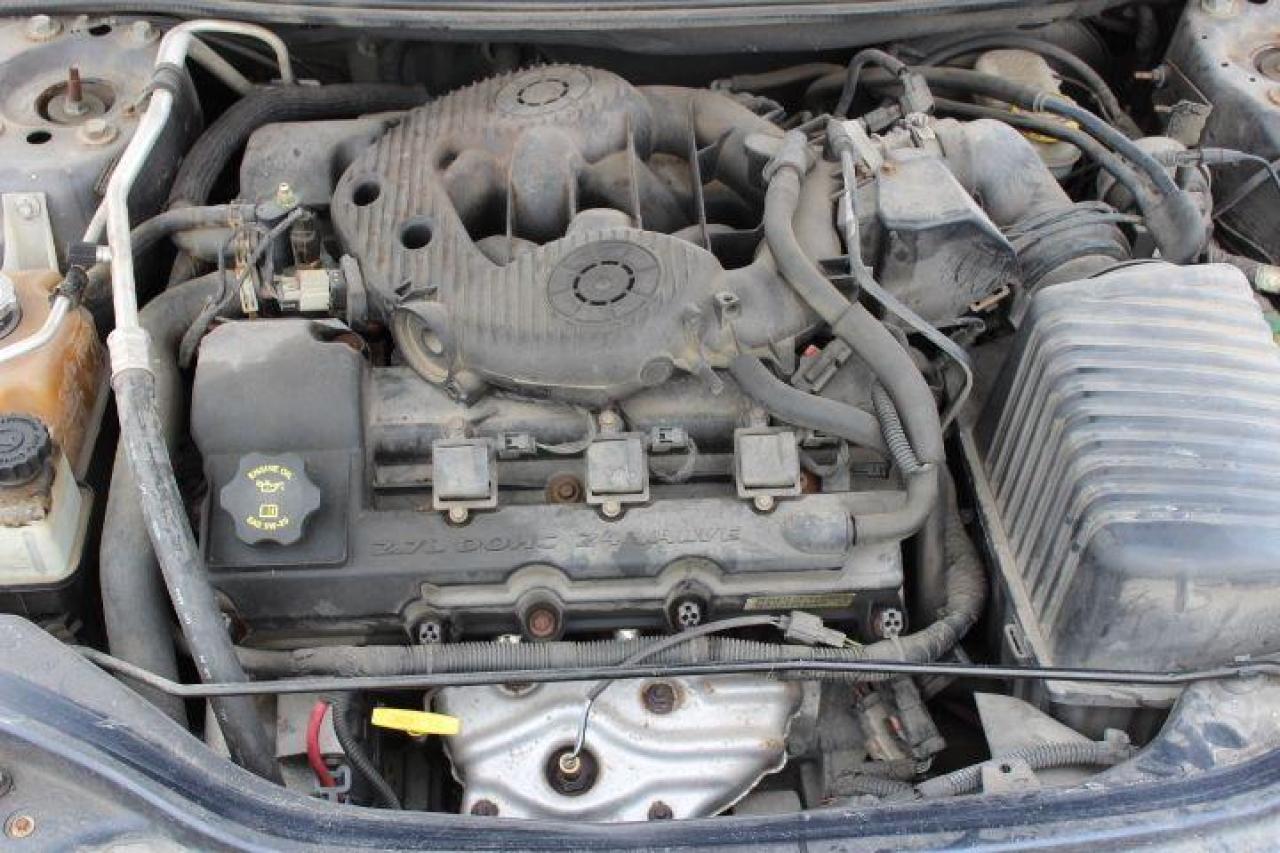 2004 Chrysler Sebring  Photo