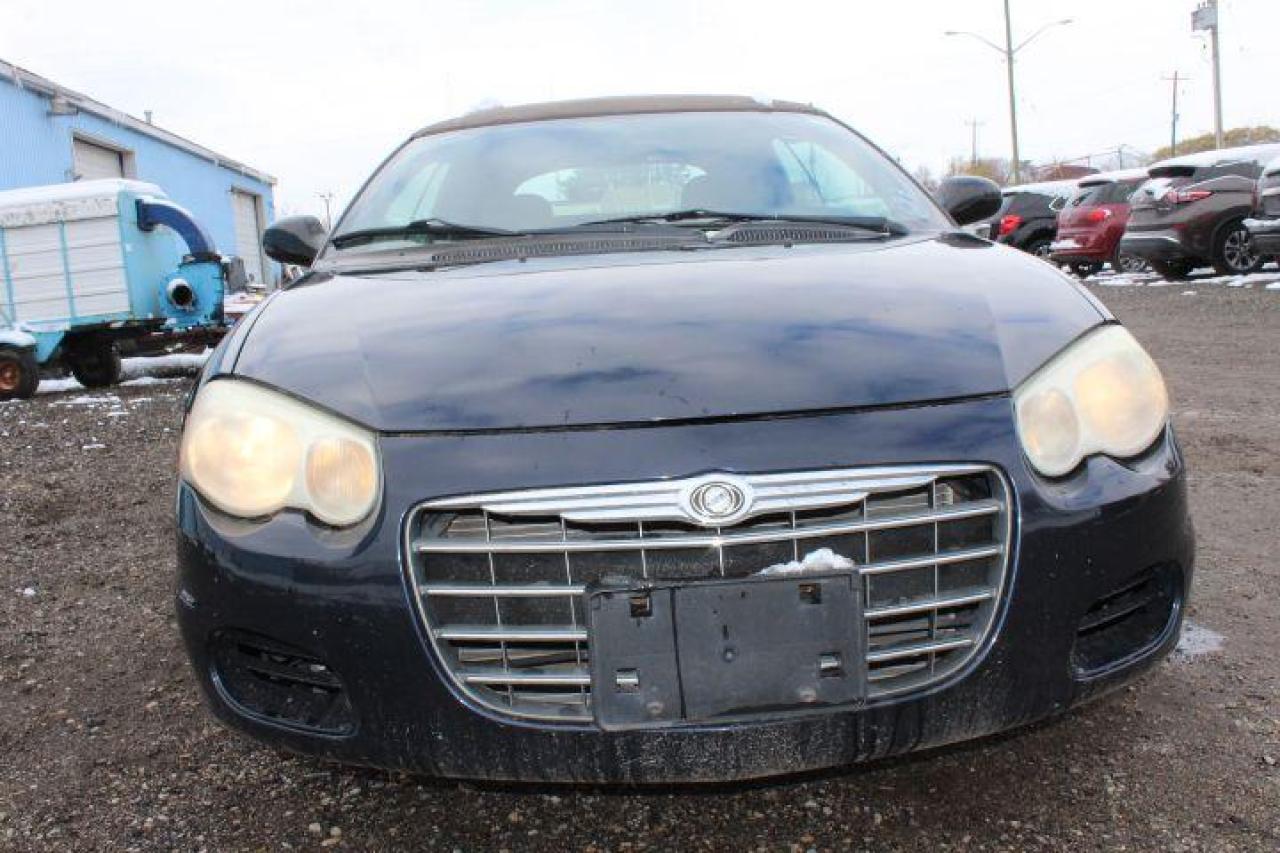 2004 Chrysler Sebring  Photo