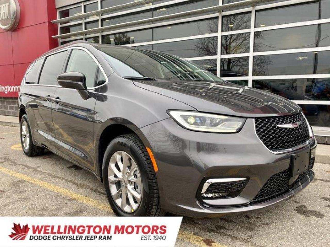 New 2022 Chrysler Pacifica Touring L for sale in Guelph, ON
